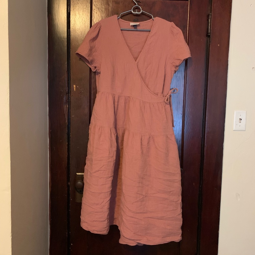 Universal Thread Pink Short Sleeve Wrap Dress